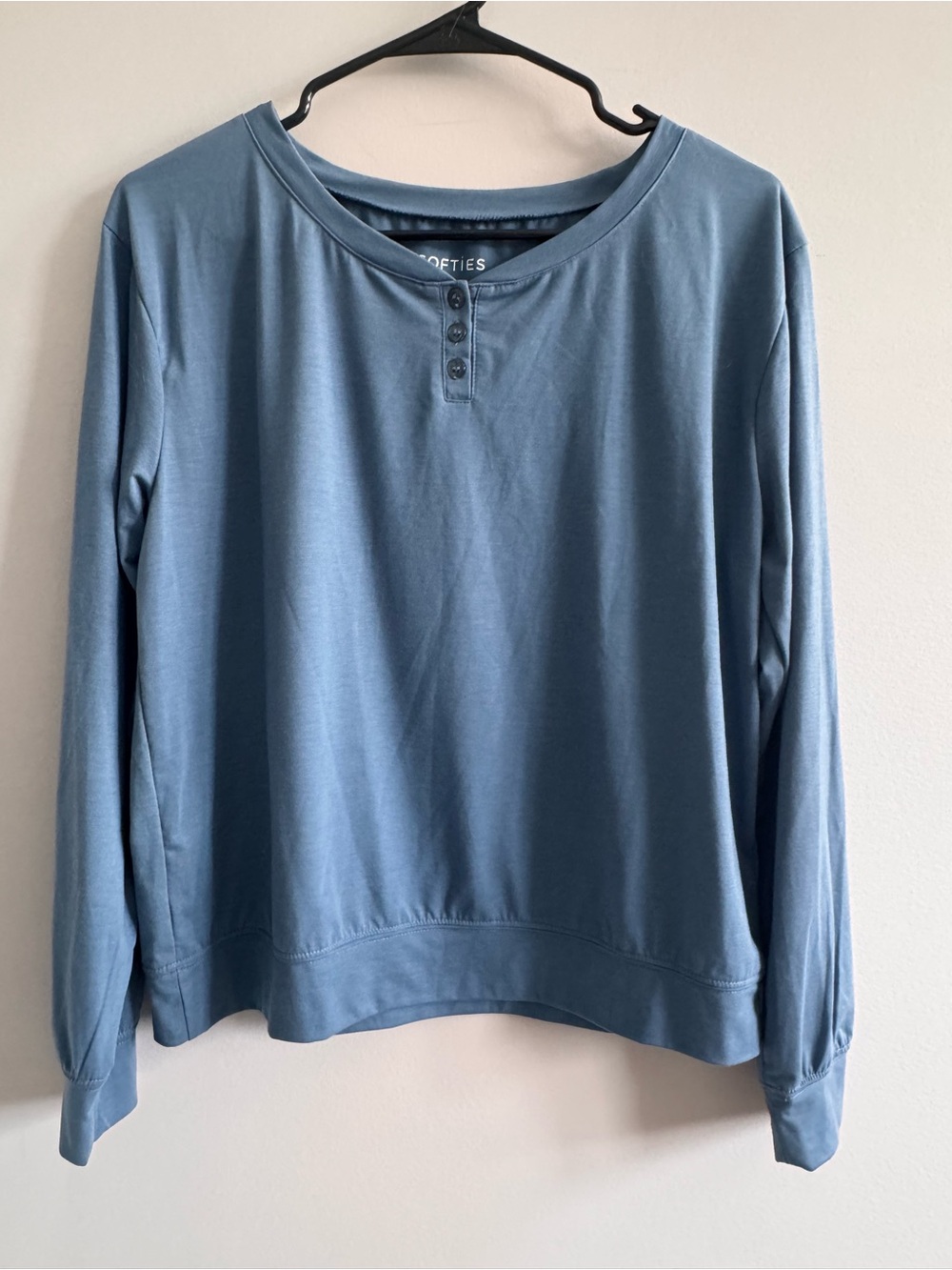 Softies Blue Henley Long Sleeve Lounge Top Women’s Medium